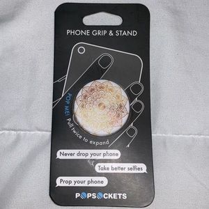 white/gold popsocket